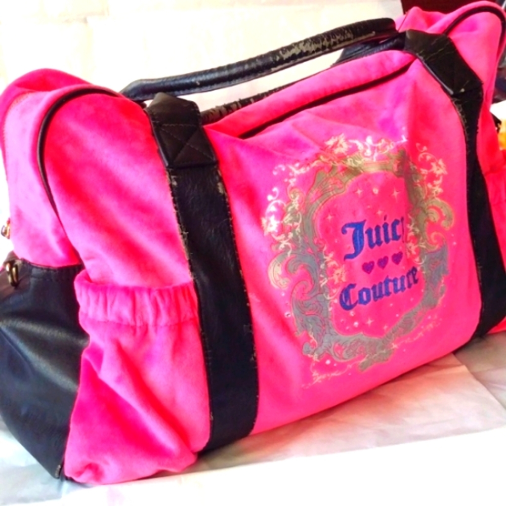 JUICY Couture Barbie Pink 💕 Velour Velvet Overnight Weekender Duffle Bag 🎁 🛍️ - Picture 6 of 13